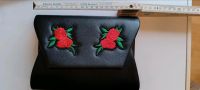 Kleine Handtasche schwarz mit Rosenmotiv und Kette - Tracht Hessen - Schöneck Vorschau