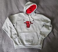 Jungen hoddie gr. 164 chicago bulls Nordrhein-Westfalen - Gütersloh Vorschau