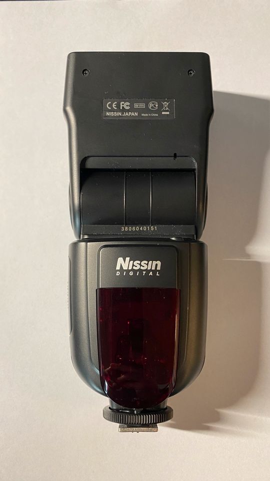 Nissin Di700 Nikon Blitzlicht in Pirmasens
