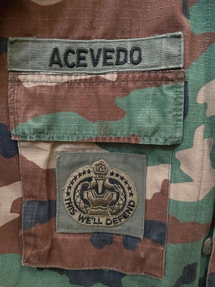 2 x Armee Hemden (Hemdjacke) Camouflage Gr. S + M in Edertal