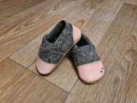 WalkX Krabbelschuhe aus Filz 6-12 Monate NEU Schwerin - Krebsförden Vorschau