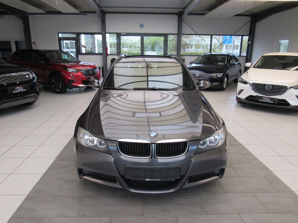 BMW 320 Baureihe 3 Touring 320d / M-Paket in Detmold