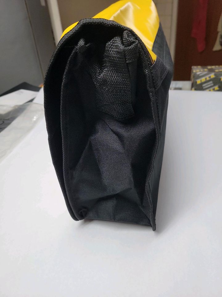 Renault Laptoptasche Umhängetasche Tasche Neu in Ettringen