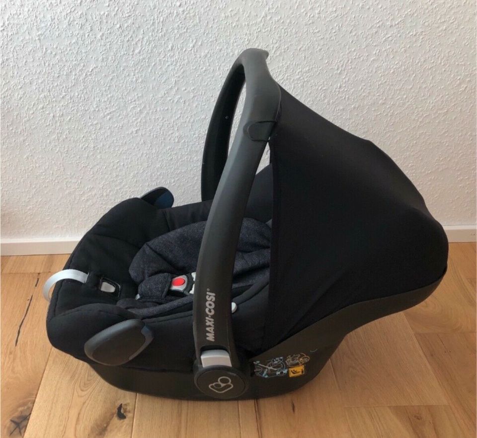 Maxi Cosi „Rock“ / Babyschale mit Neugeborenen Einsatz in Walddorfhäslach