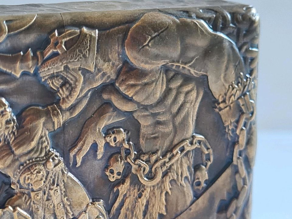 Kratos God of war Spartaner Feuerzeug mit zippo inlay, Rar, neu in Brühl