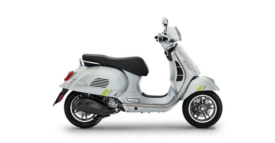 Vespa GTS 300 SuperTech in Esslingen