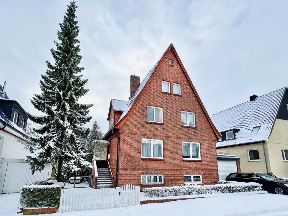 Einfamilienhaus mit Ferienwohnung in Rostock-Warnemünde in Rostock