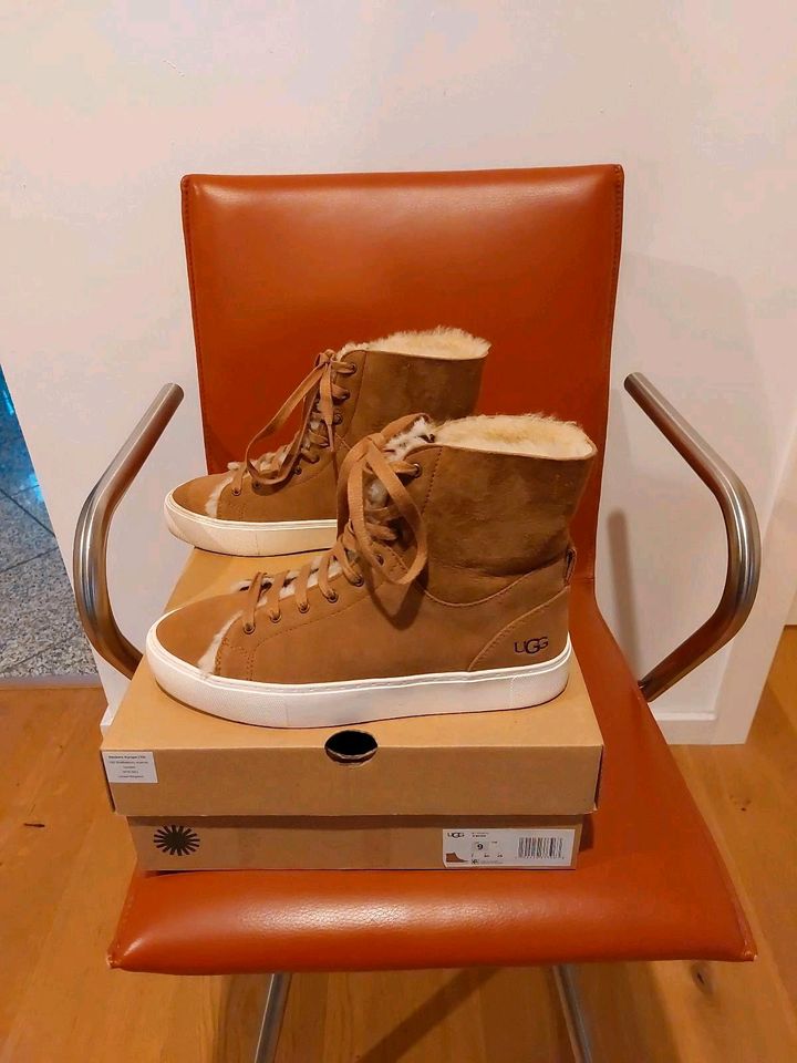 UGG Beven Winter Sneaker braun, Gr. 40 in Pulheim