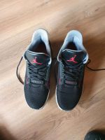 Originale Nike Jordan Turnschuhe Gr.47 (12,5) schwarz rot Düsseldorf - Eller Vorschau