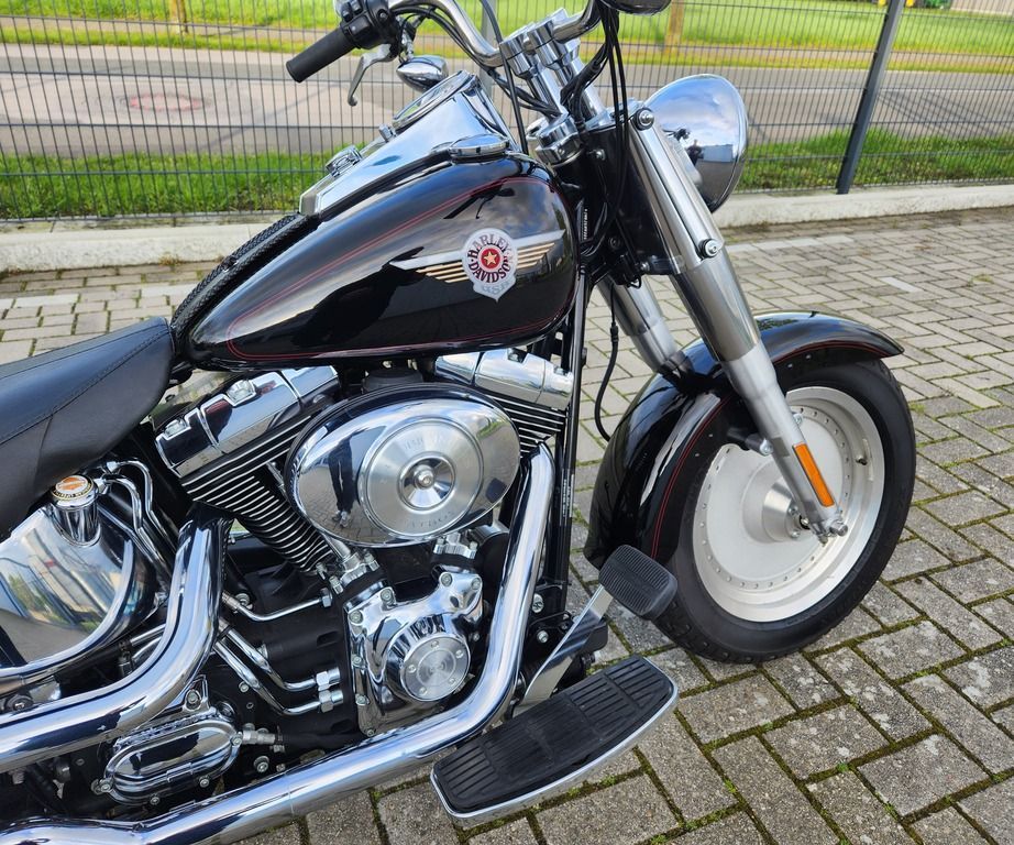 Harley-Davidson FLSTF FAT BOY 1450 VERG + HELM in Bawinkel