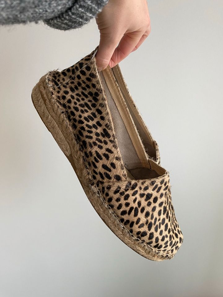 LA PALMERIE Leo Schuhe ESPADRILLES bequemes Fußbett Leder 40/41 in Hamburg