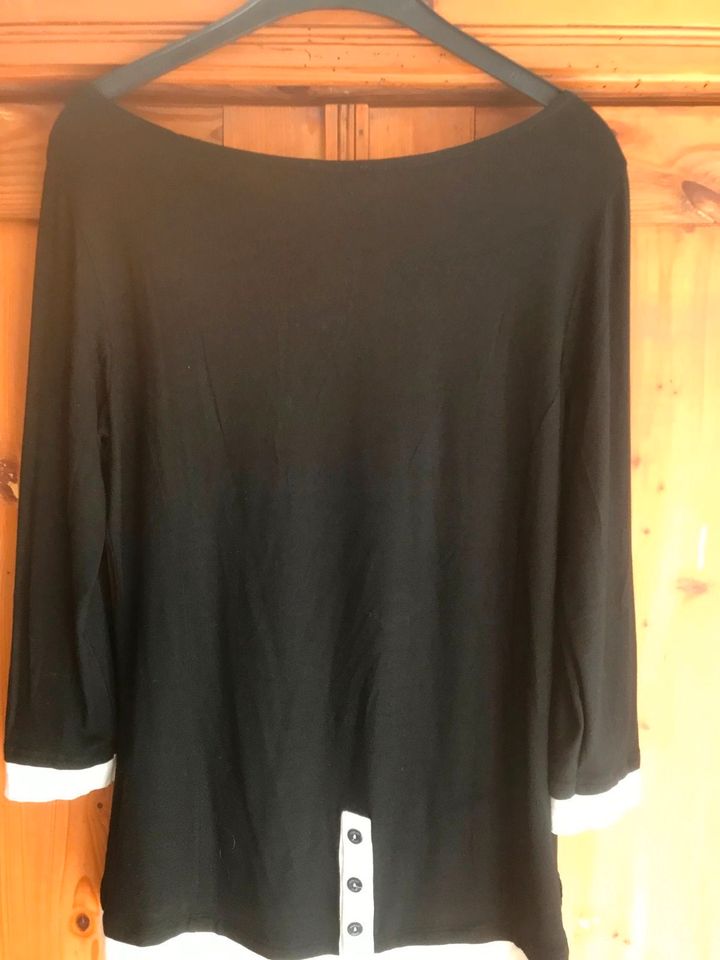 Langarm-Shirt (schwarz) von Armani, Gr. 40 in Wachtberg