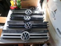 4x VW Golf IV Grill 2x Silber 1x Schwarz 1x Blau Baden-Württemberg - Heilbronn Vorschau