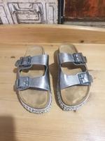 Pantoffeln Sandalen Größe 36 Friedrichshain-Kreuzberg - Kreuzberg Vorschau
