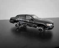 Lincoln Town Car Lowrider 1/24 Bremen - Horn Vorschau