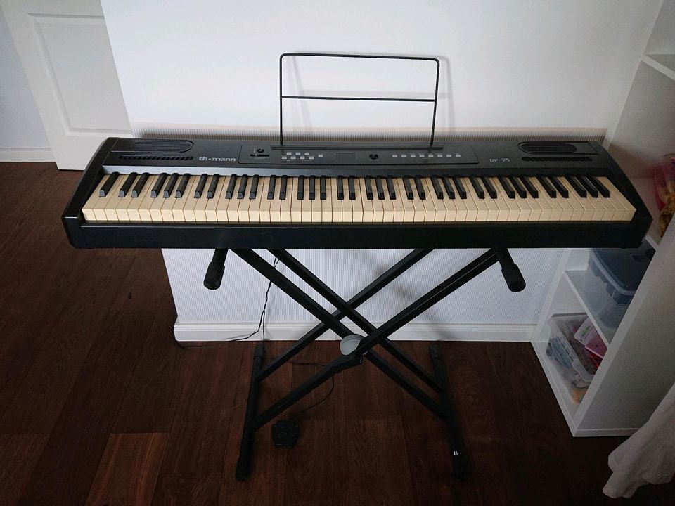 Keyboard thomann DP-25 in Wedemark