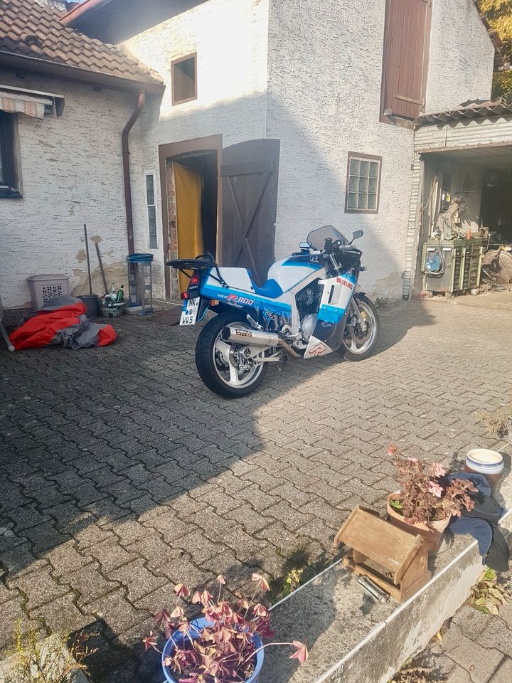 Suzuki GSXR-1100 GU74 in Schiffweiler