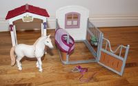 SCHLEICH HORSE CLUB Pferdebox mit Lusitano Stute u. Zubehör 42368 Niedersachsen - Lüneburg Vorschau