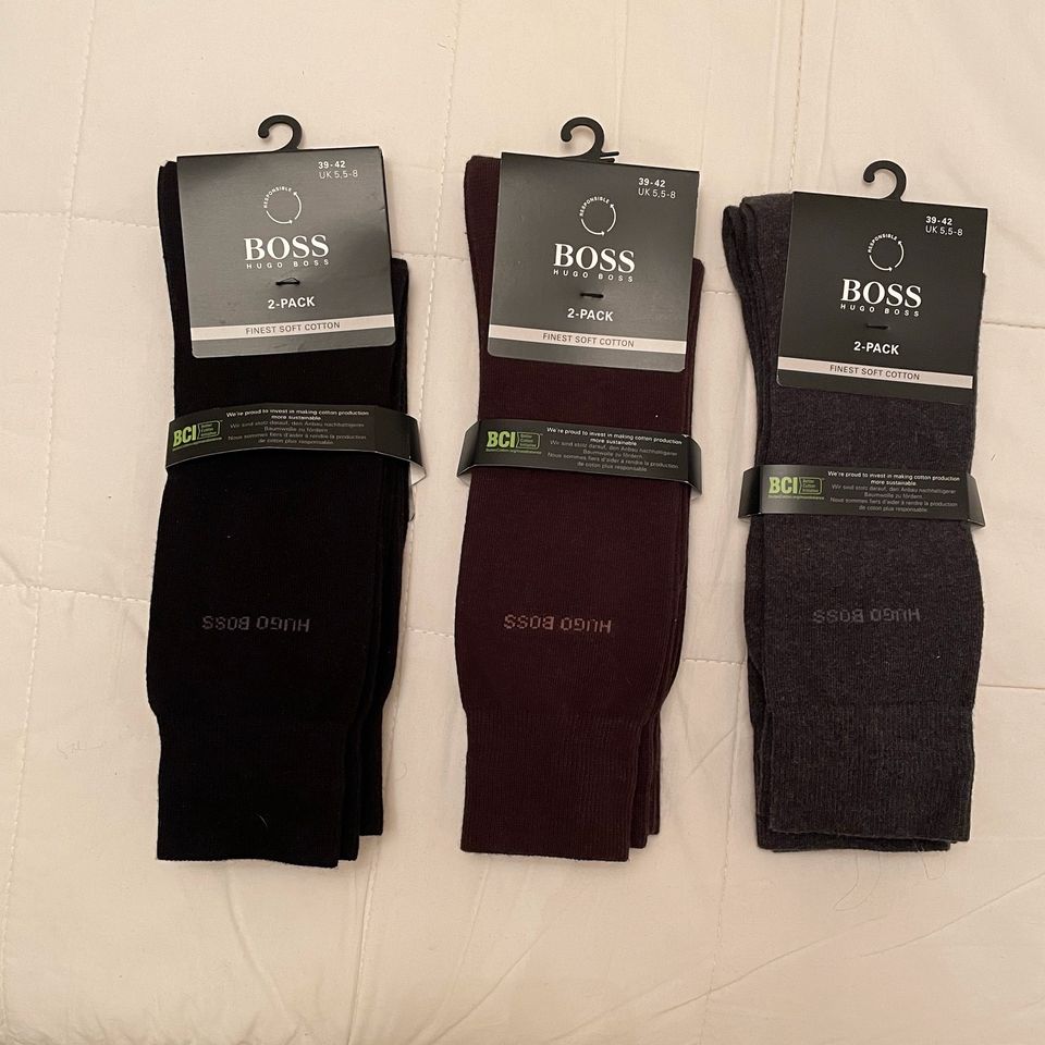 Boss Hugo Boss Herren Strümpfe neu 3 pack je 2  stück alle zu 30€ in Nürnberg (Mittelfr)