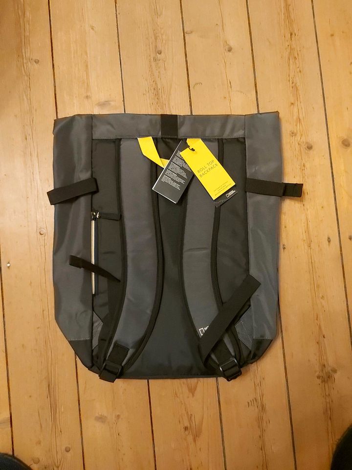 Neuer National Geographic Roll Top Rucksack 25 l in Brüggen