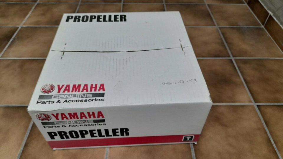 Schiffsschraube Propeller Yamaha 19x14 NEU in Lage