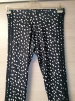 adidas Legging Größe 40 sehr gut erhalten wie Neu Topzustand Rheinland-Pfalz - Ammeldingen bei Neuerburg Vorschau