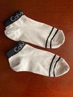 1 Paar Sneaker Socken - Gr. 39 - 42 - Calvin Klein-weiss  mit sch Nordrhein-Westfalen - Alfter Vorschau