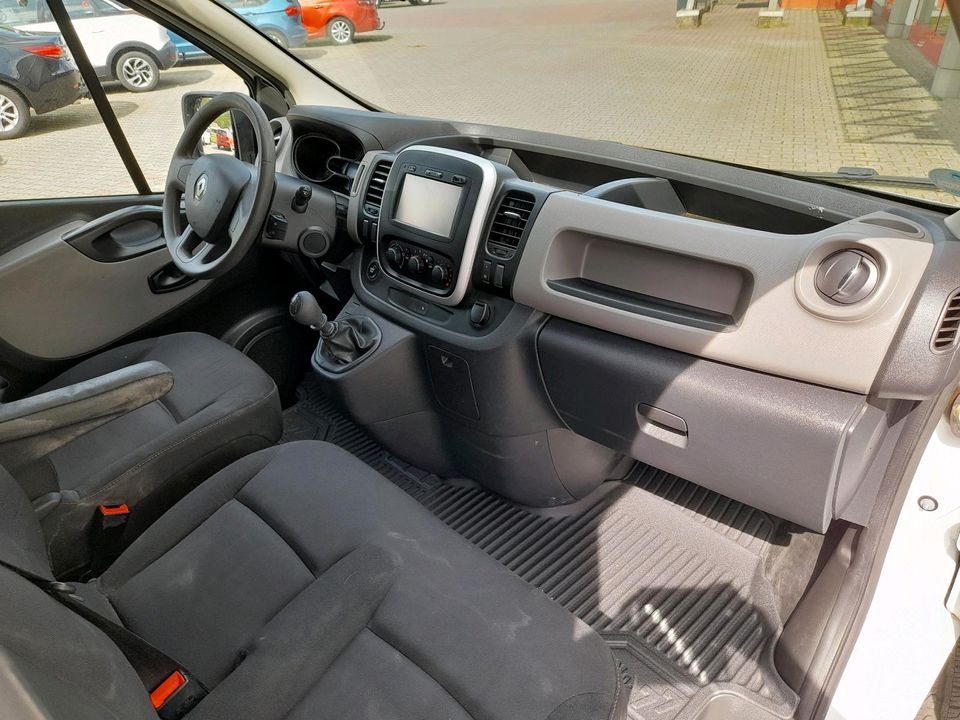 Transporter Renault Trafic 4FL2/4FL202 NAVI TÜV NEU FINANZIERUNG in Südbrookmerland