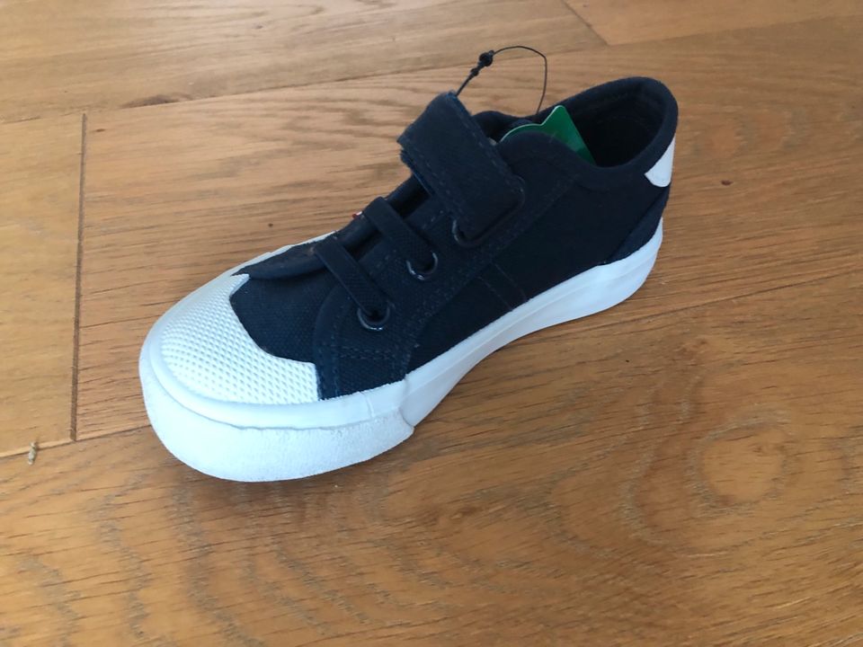 NEU Levis Schuhe 25 Halbschuhe Stoffschuhe Klett in Remshalden