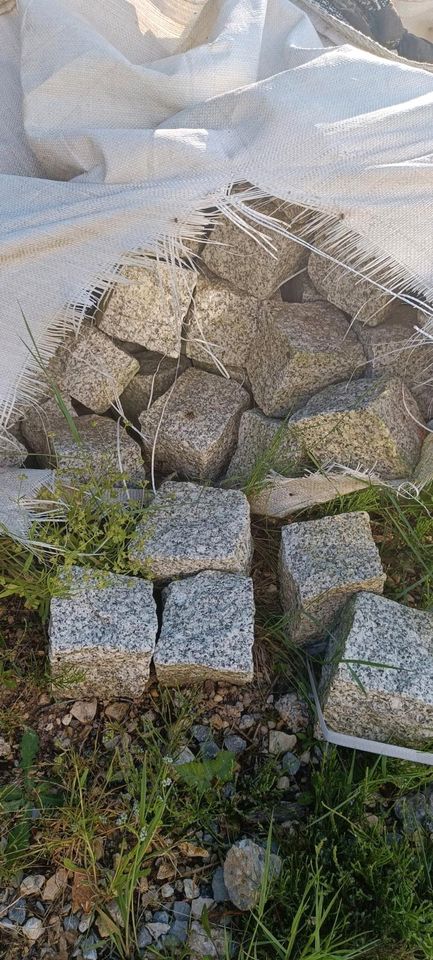 Granit Pflastersteine ca 10x10x10 cm ca 250 Steine in Abtsgmünd