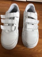 Adidas Turnschuhe Sneaker Weiß Größe 37 Kinderschuhe Damenschuhe Niedersachsen - Stadtoldendorf Vorschau