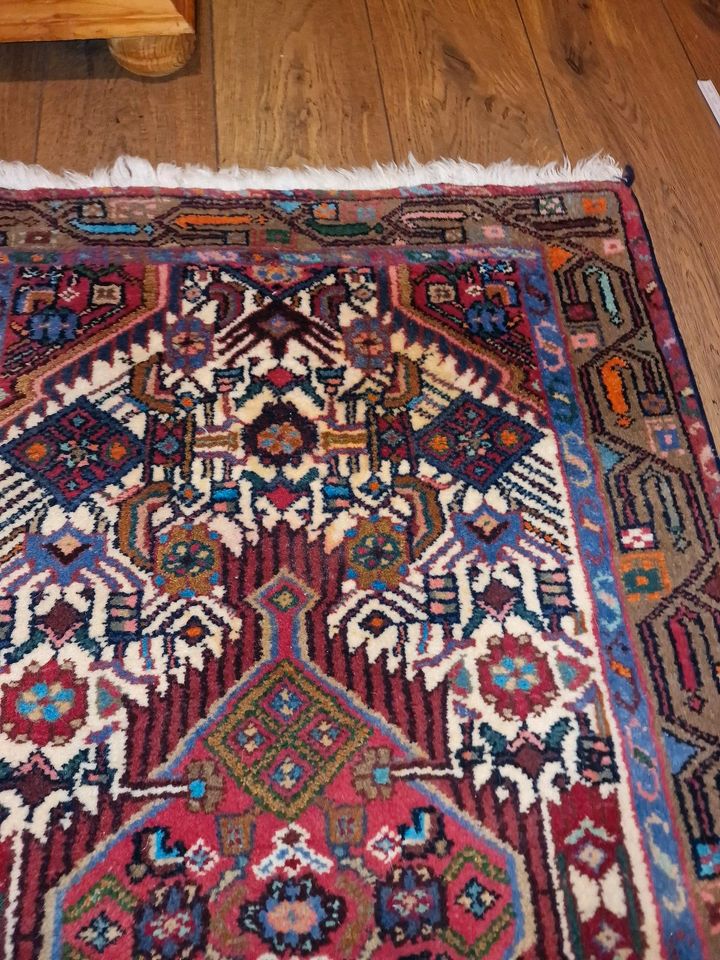 Handgeknüpfter Teppich Läufer Aus Hamada Iran Lang 125X 75Cm in Daaden