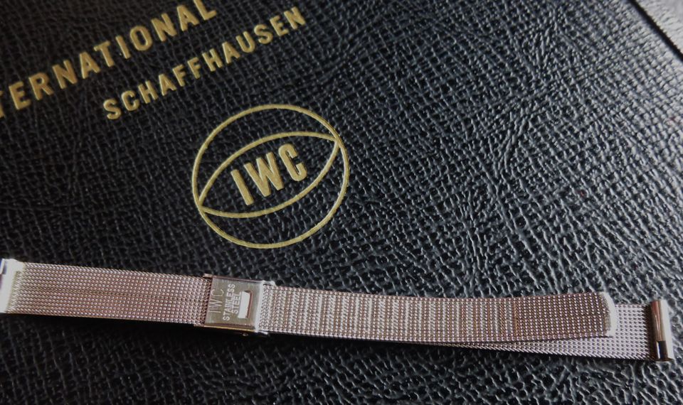 IWC - DAMEN-EDELSTAHLBAND-MILANAISE 9,5 MM STEGBREITE in Ulm