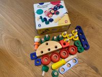 Schraubspiel Holzbauset Fahrzeug 04506  Konstruktionsspiel Pintoy Baden-Württemberg - Bietigheim-Bissingen Vorschau