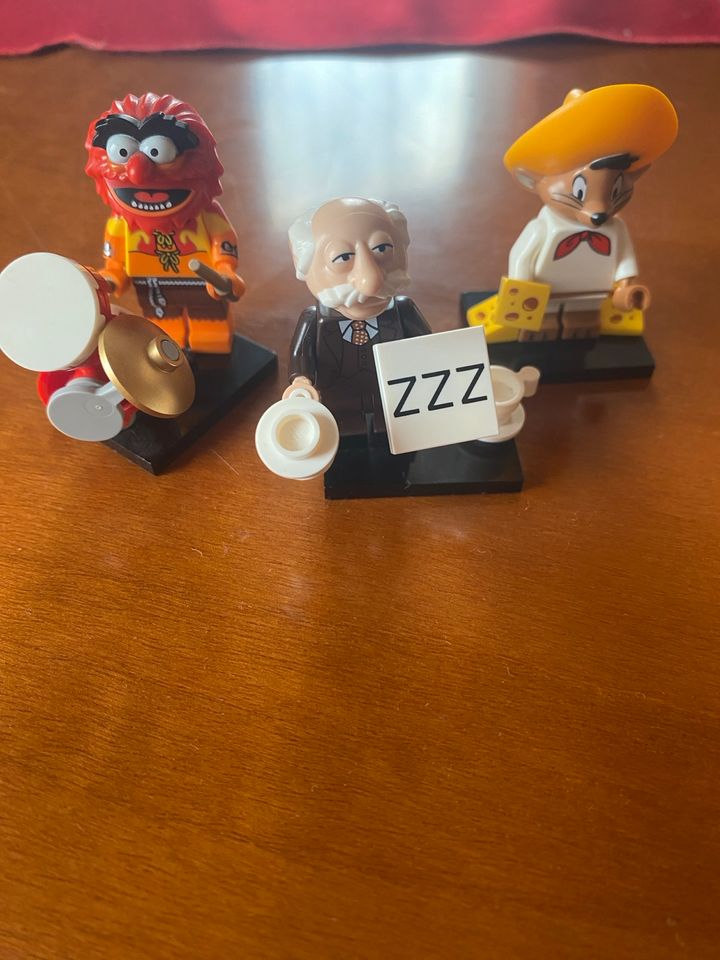 Lego Muppets und Looney Tunes Minifiguren Serie in Fichtenau