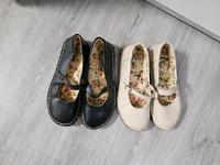 Bon Prix Damenleder Sneaker Gr.41 Creme  Schwarz 2 Paar Neuwertig Niedersachsen - Braunschweig Vorschau
