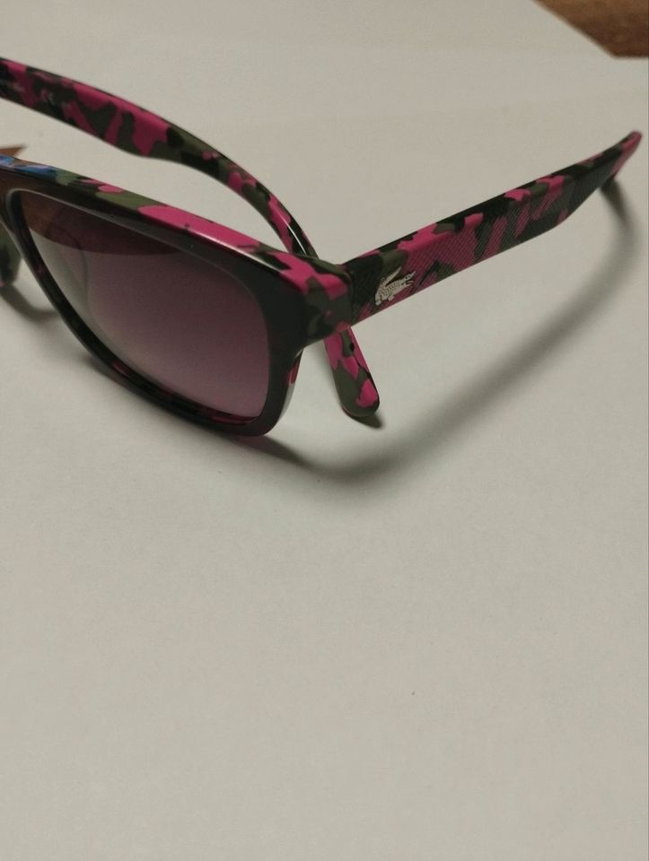 Lacoste Sonnenbrille Damen Camouflage in Hildesheim