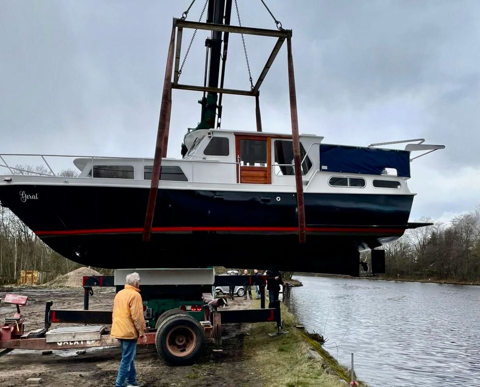 10m Motorboot Stahlverdränger +++Hempens Yachtwerft+++ in Stade