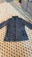 Taillierte Outdoor Jacke leichte Übergangsjacke Daunenjacke Sachsen-Anhalt - Halle Vorschau