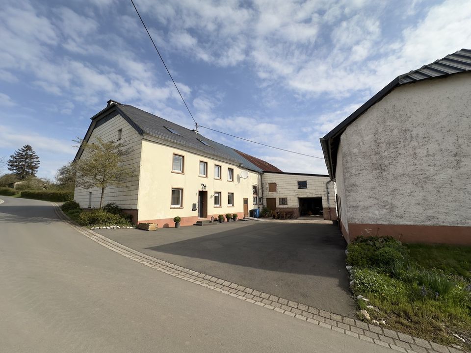 Bauernhaus in der Eifel optional mit Baugrundstück in Lützkampen