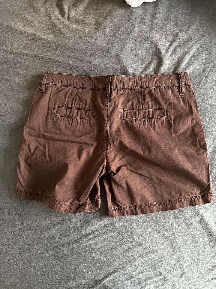 Shorts von Esprit in dunkelbraun Gr. 38 in Winsen (Luhe)