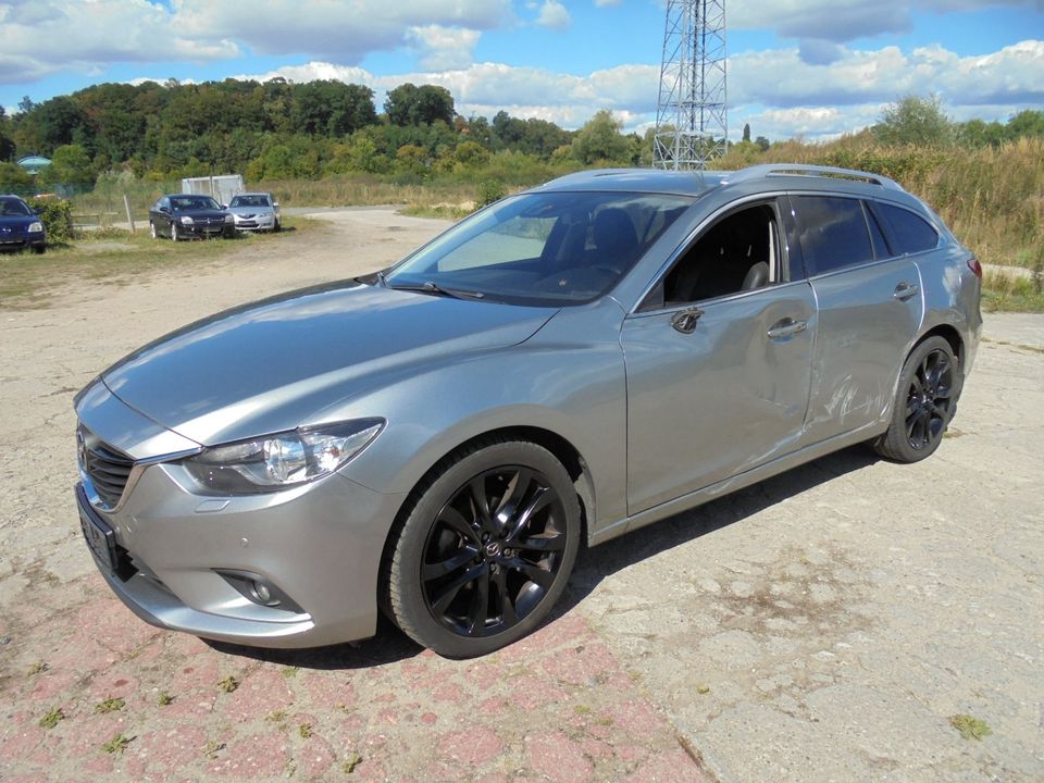 MAZDA 6 GL GJ KOMBI Bj13 Kofferraum Abdeckung Verkleidung Teppich in Lauenburg