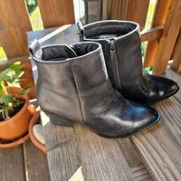 Schuhe von Tamaris, Stiefeletten, Cowboystiefel, Lederschuh Hessen - Lützelbach Vorschau