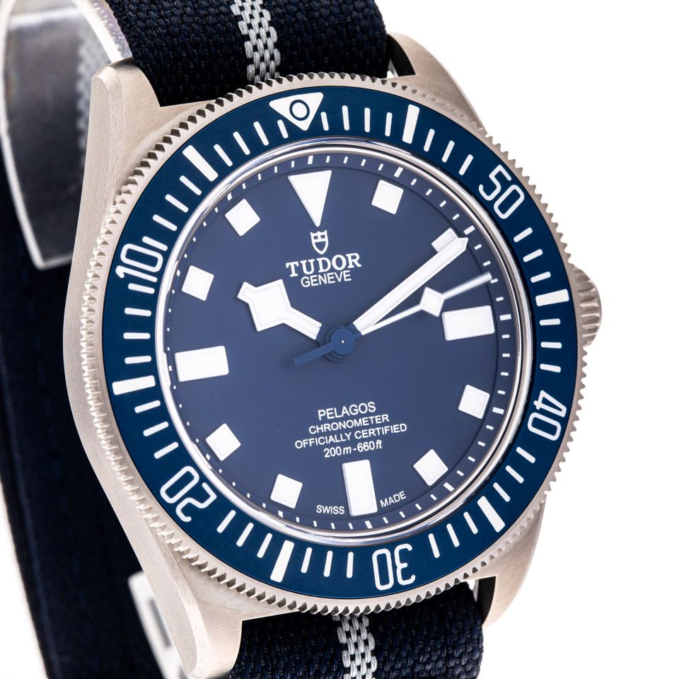 Tudor Pelagos Fxd 42 Blau Titan 25707B/23-0001 NEU 2023 Full Set in Hannover