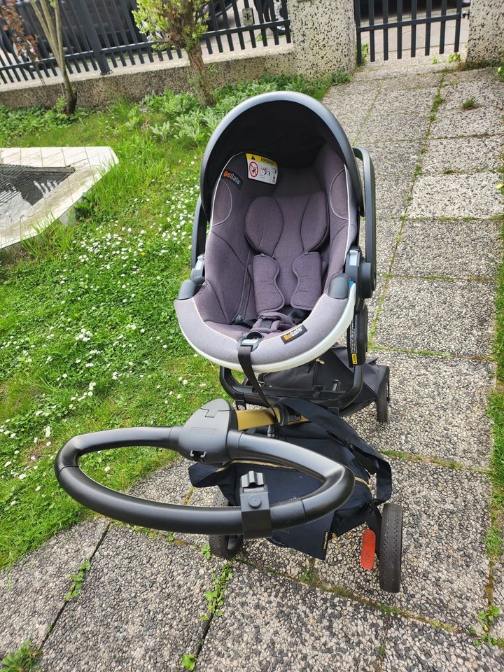 Stokke Kinderwagen und Maxi Cosi und Zubehör wie NEU in Berlin