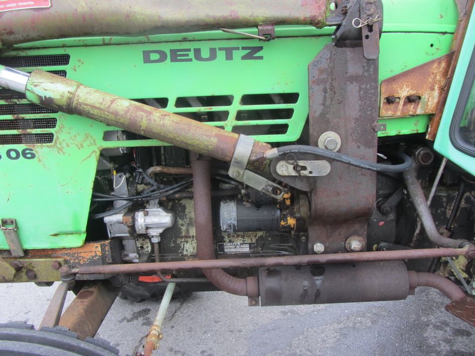 Schlepper Traktor Deutz D 6806 in Much
