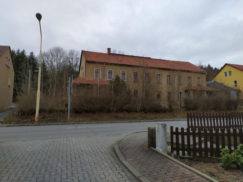 Sanierungsobjekt 540 m² auf 2.400 m² Grundstück in Bergießhübel zu verkaufen in Bad Gottleuba-Berggießhübel