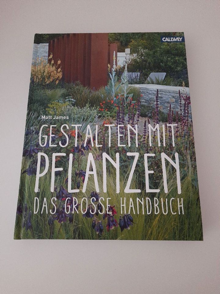 Buch "Gestalten mit Pflanzen" in Ihlow