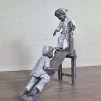 Skulptur Dekoration Kinder Bronze 1,06 m Niedersachsen - Nordhorn Vorschau