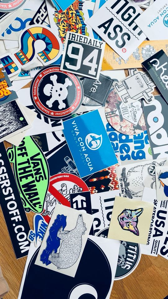 Sticker Set 50 Stück Nike, Volcom, carhartt, Vans, Etnies, Titus in Erfurt